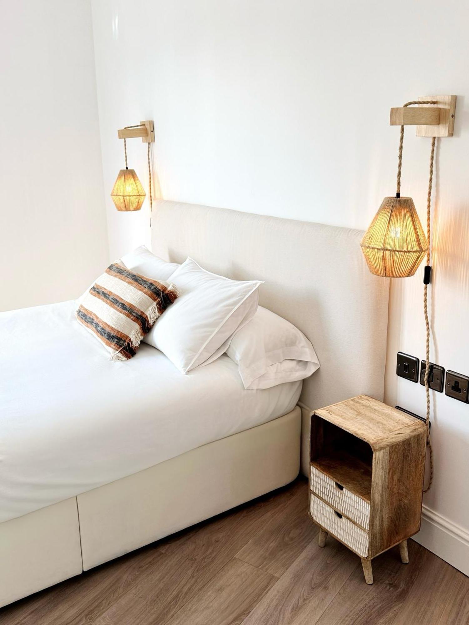 Stunning City Centre Penthouse With Private Balcony - Grand Central House Gibraltar Exterior foto